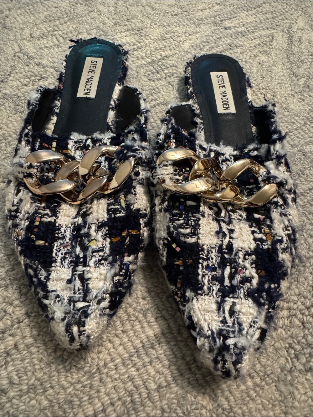 Steve Madden Navy & White Tweed Mules with Gold Chain. Size 10